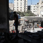 Israilden gazzeye saldiri filistinli anne ve 4 cocugu hayatini kaybetti Iv2Od25z